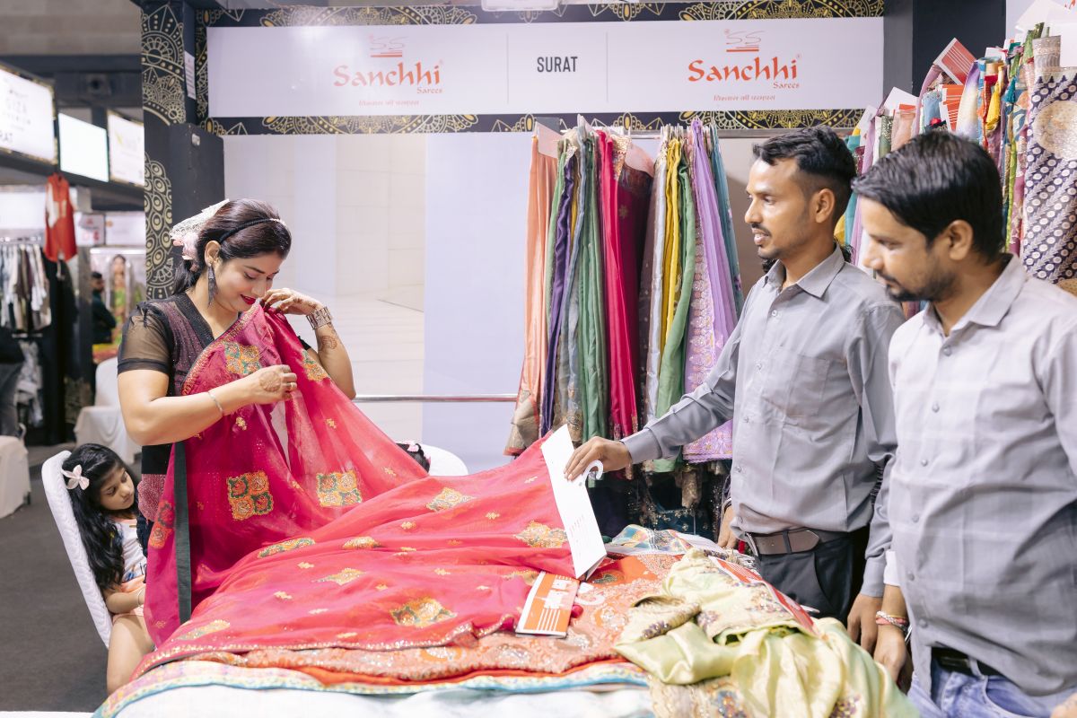 Buyer and exhibitor interaction