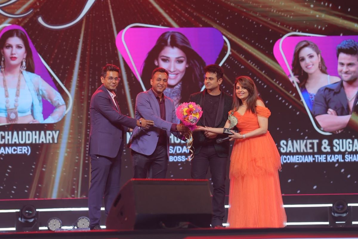 Celebrity guests felicitated on stage